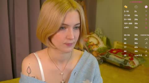 Snapshot of kisskiss_muah chatting on 12/30/24, 03:02 Kate  online show from 12/30/24, 03:02