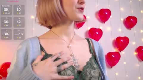 Snapshot of kisskiss_muah chatting on 02/11/25, 05:29 Kate  online show from 02/11/25, 05:29