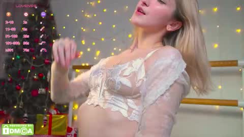 Snapshot of kisskiss_muah chatting on 12/20/25, 02:13 Kate online show from 12/20/25, 02:13