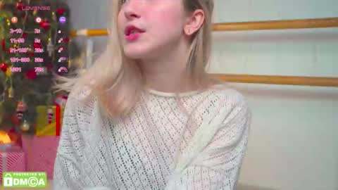 Snapshot of kisskiss_muah chatting on 12/21/25, 02:13 Kate online show from 12/21/25, 02:13