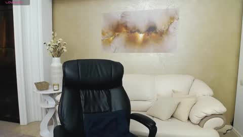 kissme_now online show from 09/21/25, 12:51