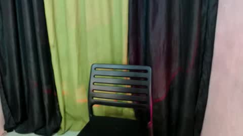 Snapshot of kissmycock_ chatting on 02/11/26, 09:47 kissmycock_ online show from 02/11/26, 09:47