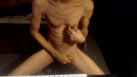 Snapshot of kissmycockandballs chatting on 11/24/25, 08:19 Your Man online show from 11/24/25, 08:19