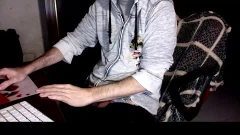 kissofbanned1983 online show from 11/21/25, 10:19