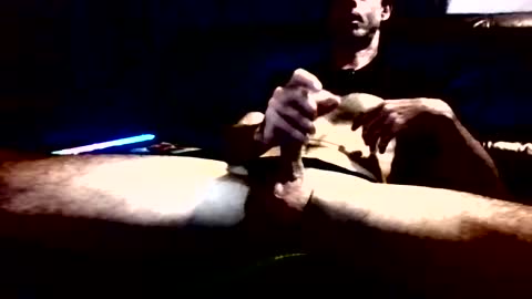 kit_walker101 online show from 04/08/26, 12:49