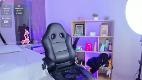 kitanna_1 online show from 06/30/26, 09:16