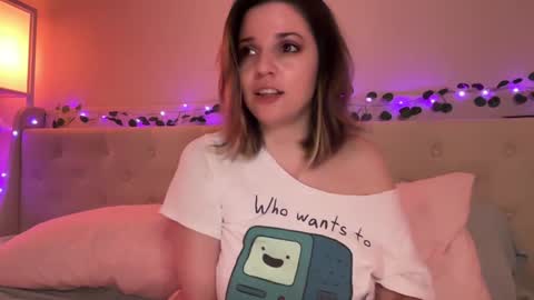 KitatoChips online show from 11/10/25, 04:44