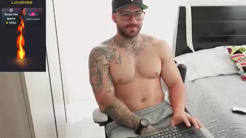 kite__ online show from 02/12/26, 02:56