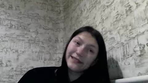 kiti_kitiss online show from 01/15/25, 04:32