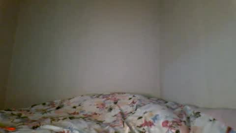 Snapshot of kiti_kitiss chatting on 06/02/26, 05:48 kiti_kitiss online show from 06/02/26, 05:48