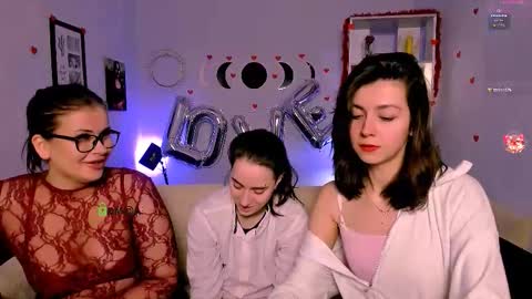 kitniss online show from 02/14/26, 08:27