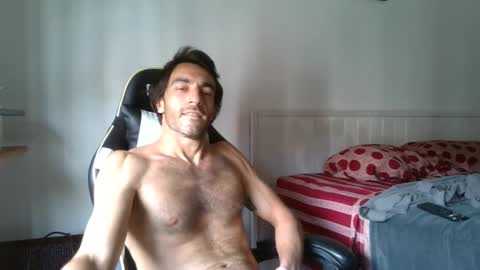 Steve Cocks online show from 12/22/25, 01:52