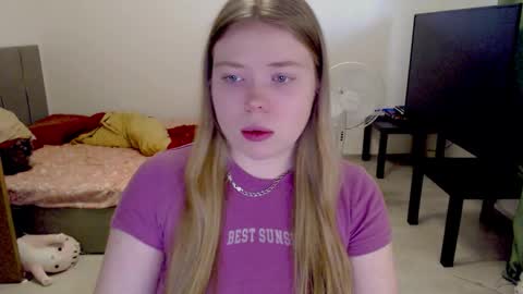 Jennyblonde and Emmabrunette online show from 01/10/26, 10:39