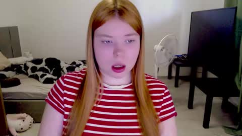 Jennyblonde and Emmabrunette online show from 03/03/26, 01:39