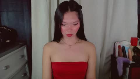 Snapshot of kitteylovesyou chatting on 06/10/26, 01:06 KITTY online show from 06/10/26, 01:06