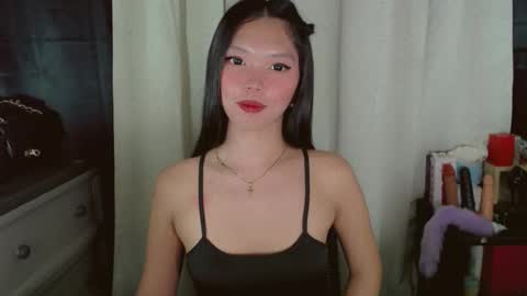 Snapshot of kitteylovesyou chatting on 06/11/26, 02:53 KITTY online show from 06/11/26, 02:53