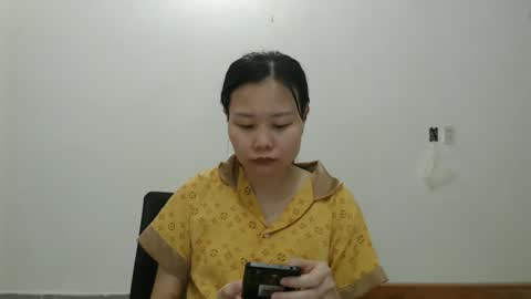 kitti_baby2x online show from 04/11/26, 03:22