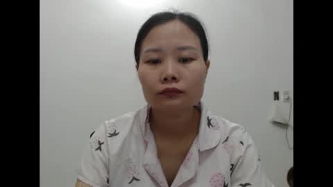 kitti_baby2x online show from 04/13/26, 04:29