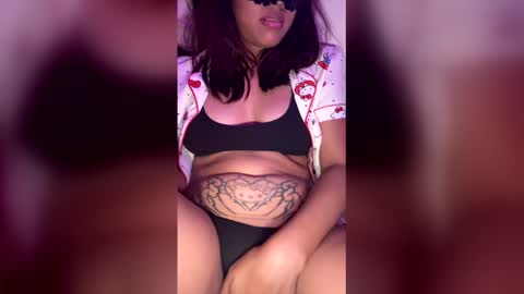 kittiannyela online show from 04/28/26, 06:51