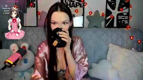 Kitti online show from 04/26/26, 02:31