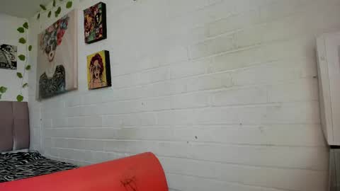 KITTY online show from 05/04/26, 09:22