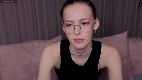 Snapshot of kitty__like18 chatting on 05/04/26, 01:01 Kitty online show from 05/04/26, 01:01