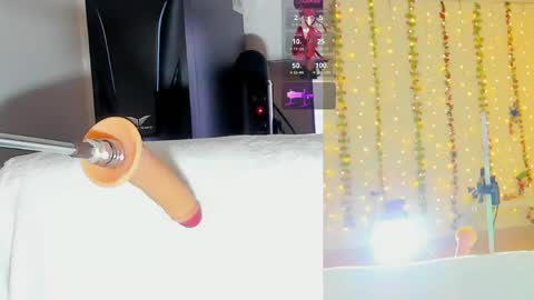 Snapshot of kitty__rosse__ chatting on 06/06/26, 10:09 Kitty online show from 06/06/26, 10:09