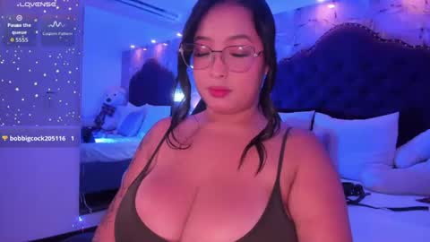 Snapshot of kitty__rouse chatting on 06/25/26, 04:00 Kitty online show from 06/25/26, 04:00