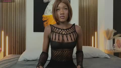 Snapshot of kitty_bombon chatting on 11/10/25, 07:35 Kitty Bombon online show from 11/10/25, 07:35