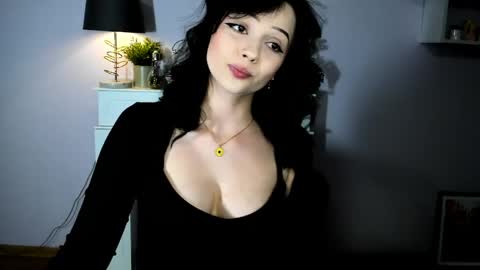 Snapshot of kitty_denise chatting on 05/27/26, 10:07 Denise online show from 05/27/26, 10:07