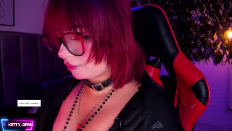 Camila online show from 10/23/25, 02:22