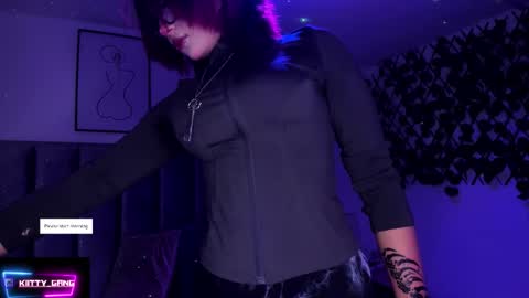 Camila online show from 12/20/25, 01:02