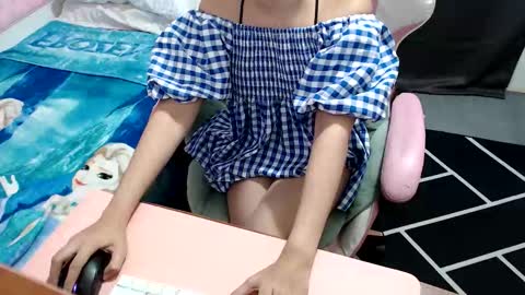 Kate online show from 12/02/25, 12:27