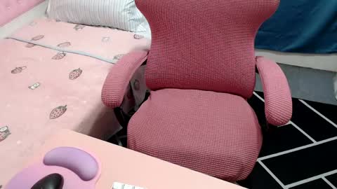 Kate online show from 03/31/26, 10:10