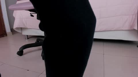 Kitty online show from 12/27/24, 07:35