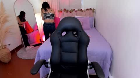 Kitty online show from 12/14/25, 07:51