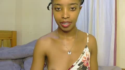 Snapshot of kitty_piee chatting on 07/12/26, 06:54 sugar plum online show from 07/12/26, 06:54