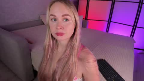 Kelsi and Ricky online show from 02/22/25, 09:34