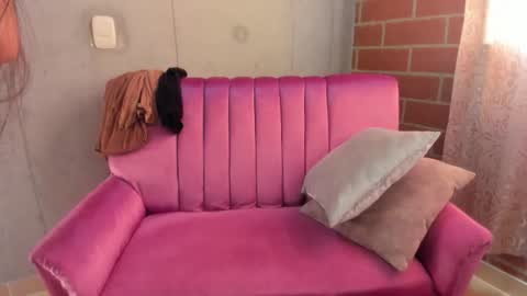 Snapshot of kitty_rose6147 chatting on 11/21/25, 12:15 kitty rose online show from 11/21/25, 12:15