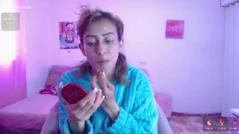 Snapshot of kitty_seducction chatting on 07/01/26, 08:19 Aleja online show from 07/01/26, 08:19