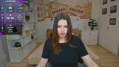 Kate online show from 04/30/26, 11:27