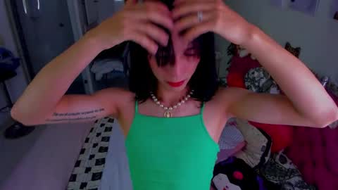 Snapshot of kittychannel_ chatting on 01/06/26, 03:21 KittyChanel online show from 01/06/26, 03:21