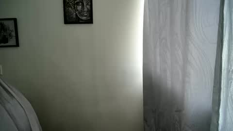 Snapshot of kittyholeshot87 chatting on 10/22/25, 02:39 kittyholeshot87 online show from 10/22/25, 02:39