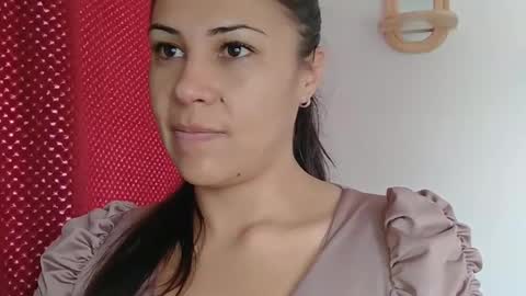 Snapshot of kittyholeshot87 chatting on 12/05/25, 04:36 kittyholeshot87 online show from 12/05/25, 04:36