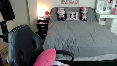 Isabel online show from 03/13/26, 12:06