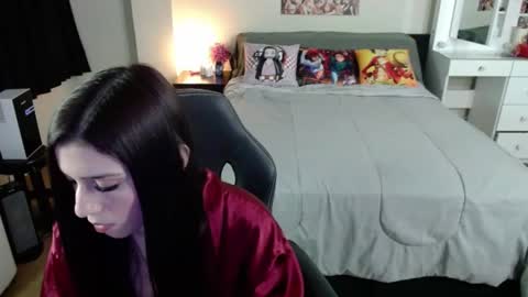 Snapshot of kittykat18x chatting on 06/19/26, 11:52 Isabel online show from 06/19/26, 11:52