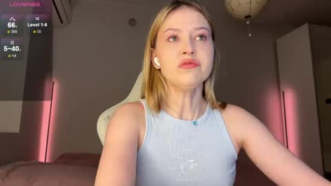 Monika online show from 04/27/26, 01:03