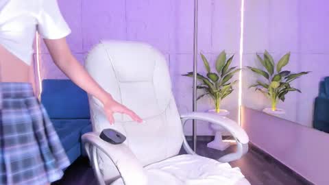 Kitty online show from 10/01/25, 05:02