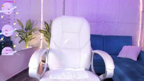 Kitty online show from 10/19/25, 04:57