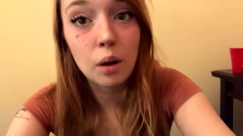 Snapshot of kittyme0ws chatting on 02/20/25, 03:52 kitty online show from 02/20/25, 03:52